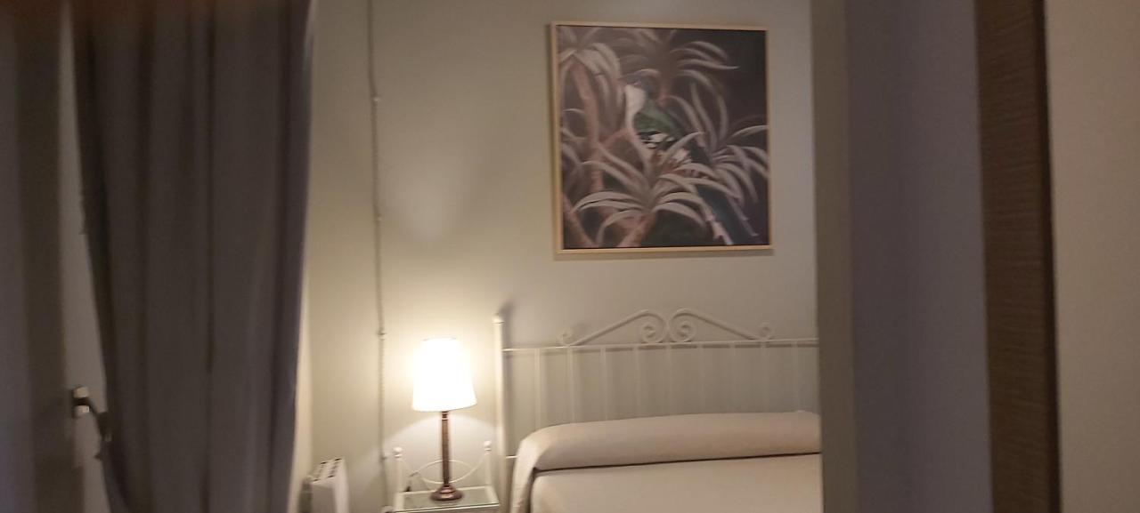 A 20 Metros De La Mezquita Catedral ,Apartamentos Turistico Cespedes 5 กอร์โดบา ภายนอก รูปภาพ