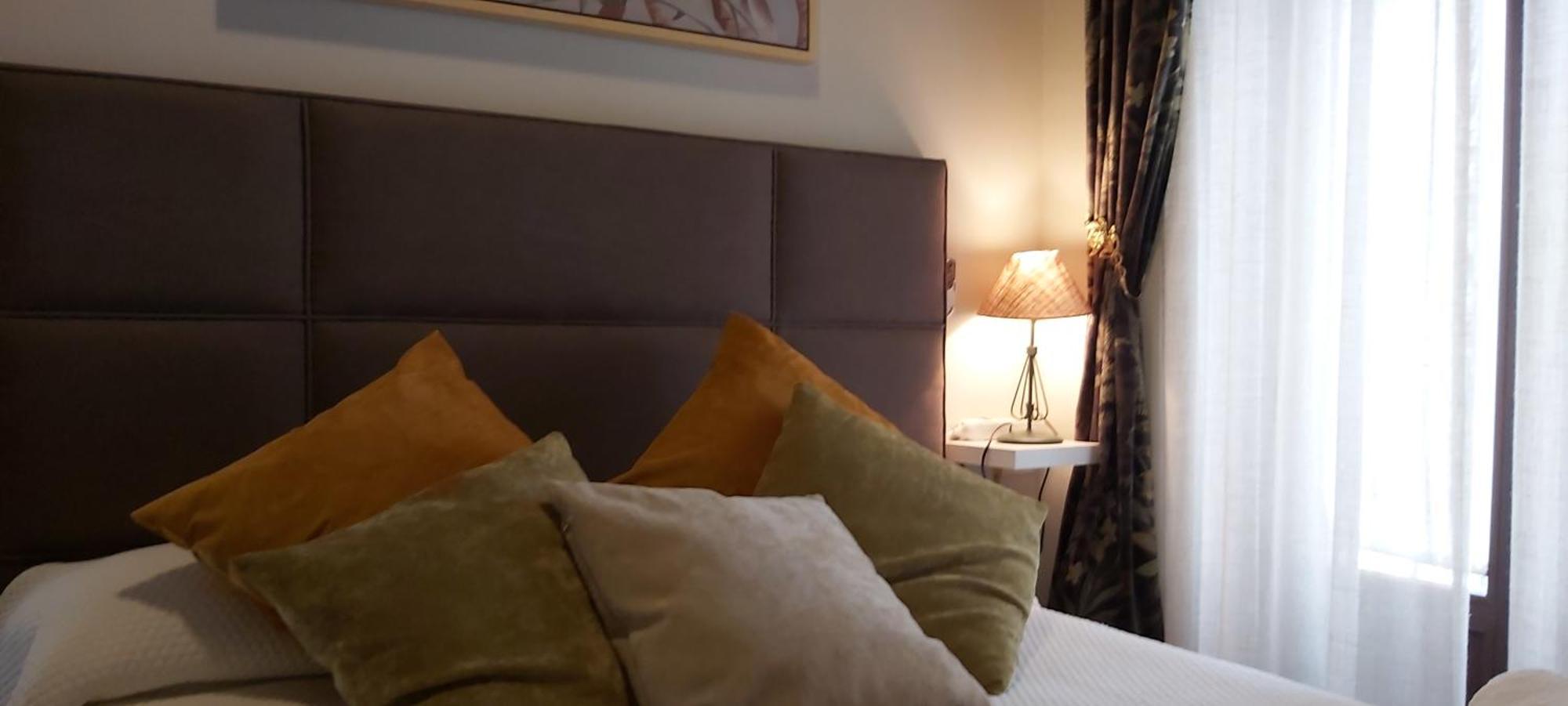 A 20 Metros De La Mezquita Catedral ,Apartamentos Turistico Cespedes 5 กอร์โดบา ห้อง รูปภาพ
